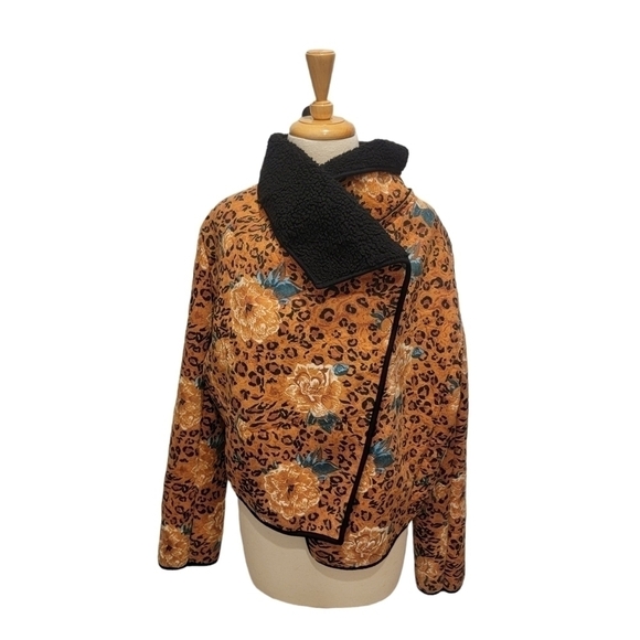 MINKPINK Leopard floral Sherpa Jacket size large - Picture 1 of 11